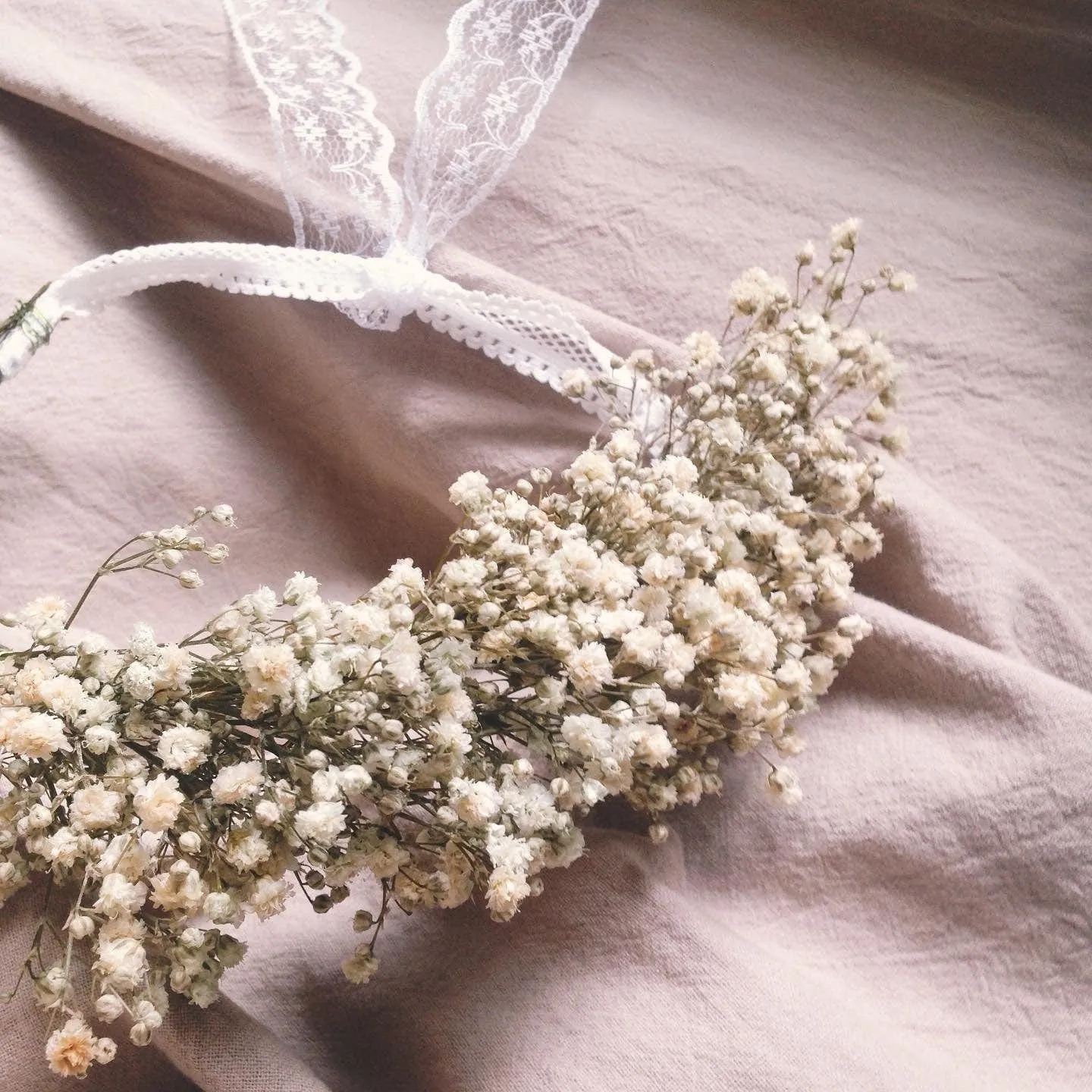 Flower Girl Crown / Baby Floral Crown / Baby's Breath Baby Crown / Newborn Crown / Newborn Photo Prop / flower crown baby