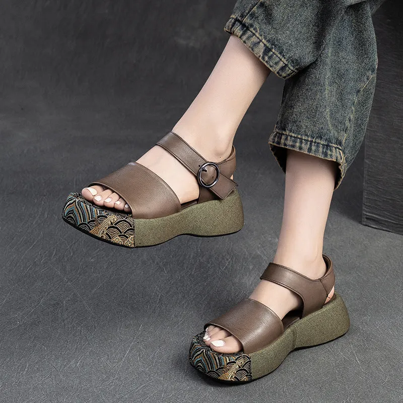 Women Retro Pattern Leather Thick Soled Casual Sandals