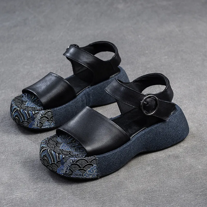 Women Retro Pattern Leather Thick Soled Casual Sandals